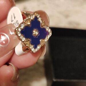 Elegant Gold and Blue Women's Ring